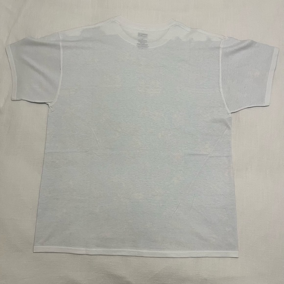 Rare Men’s XL Where’s Waldo? Full Graphic frontal tshirt - Picture 3 of 3